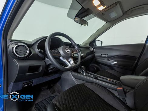 Used 2022 Nissan Kicks SV FWD image 10
