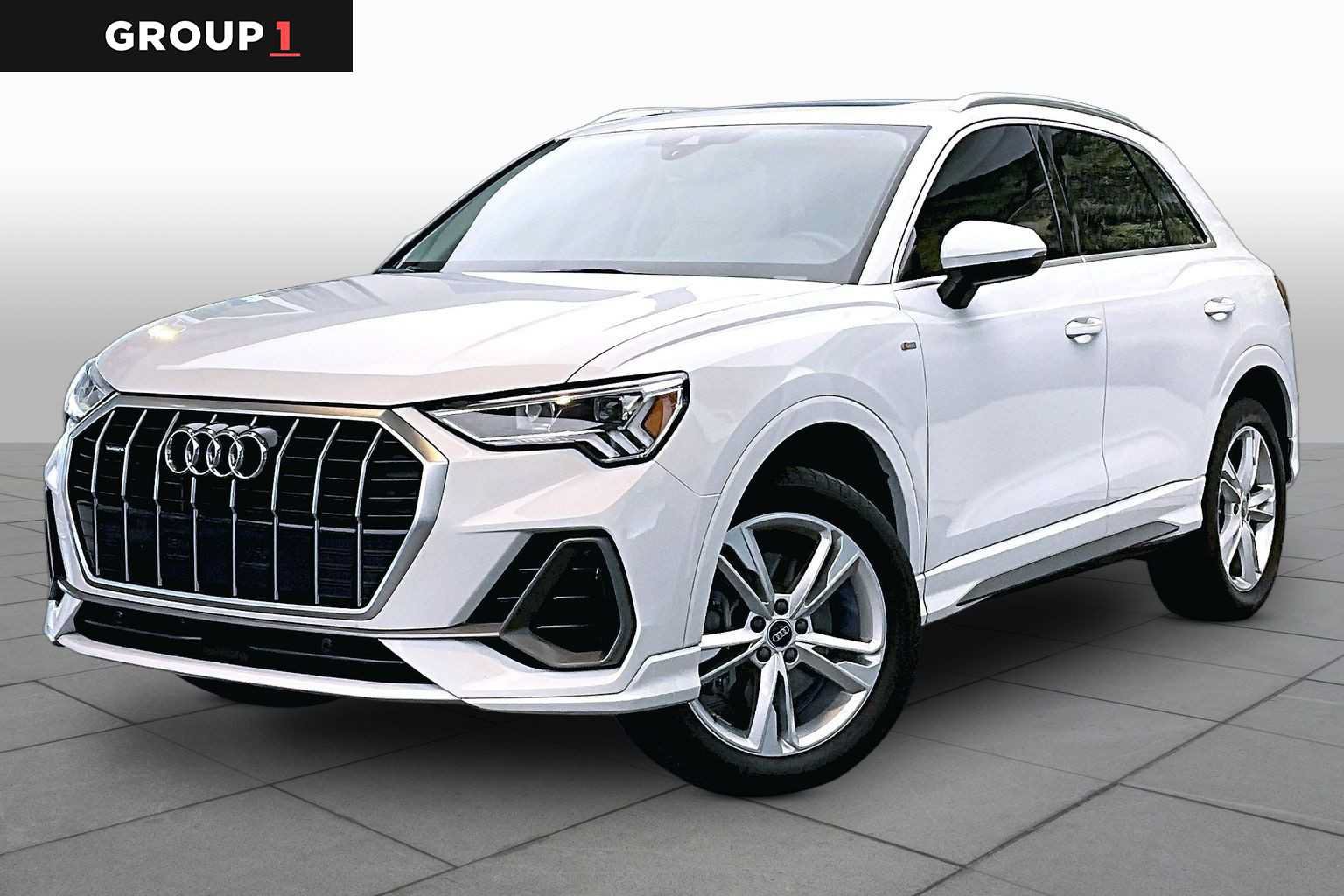 Used 2024 Audi Q3 2.0T Premium w/ Convenience Package AWD/4WD image 1