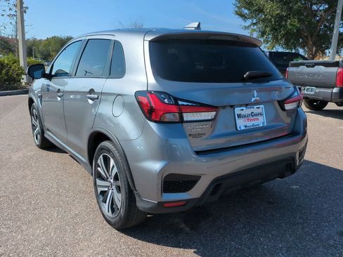 Used 2025 Mitsubishi Outlander Sport SE image 4