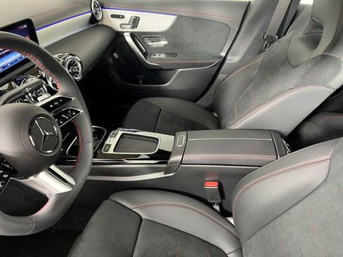 New 2026 Mercedes-Benz CLA 250 4MATIC image 17