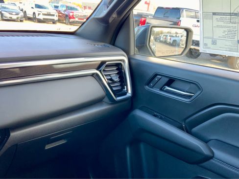 New 2026 GMC Canyon Elevation image 44