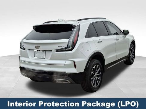 Used 2024 Cadillac XT4 Sport w/ Cold Weather Package image 7