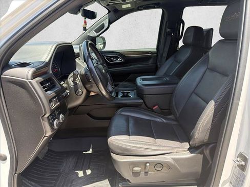 Used 2021 Chevrolet Tahoe High Country w/ Premium Package 2 AWD/4WD image 11