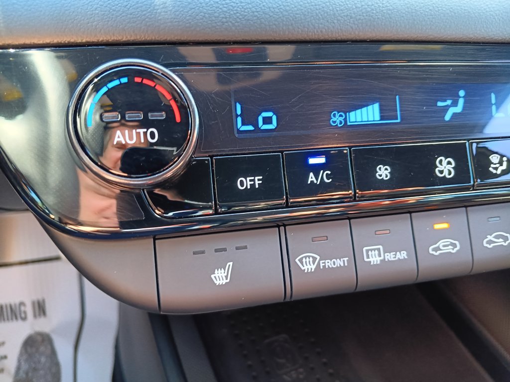 Used 2023 Hyundai Elantra N FWD image 8