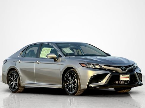 Certified 2023 Toyota Camry SE image 7