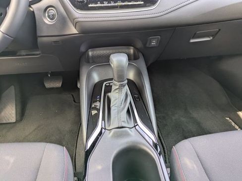 Used 2025 Toyota Corolla SE FWD image 18