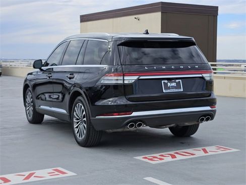 Used 2023 Lincoln Aviator 2WD w/ Premium Package image 5