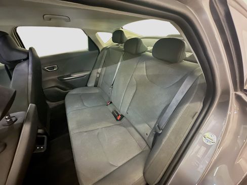 Used 2025 Kia K4 FWD image 28