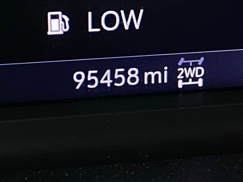 Used 2020 Chevrolet Silverado 1500 LT w/ Fleet Comfort Package image 13