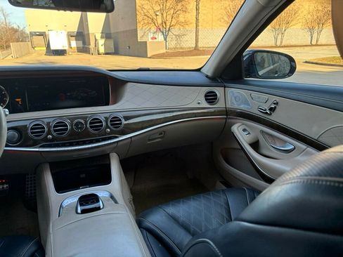 Used 2015 Mercedes-Benz S 550 Sedan image 24