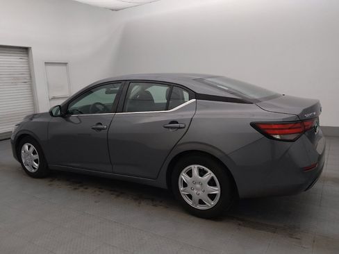 Used 2022 Nissan Sentra S image 3