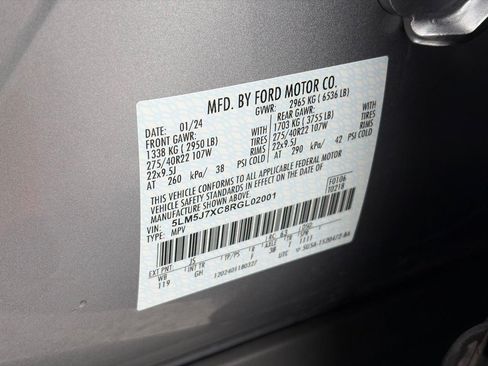 Used 2024 Lincoln Aviator Reserve w/ Equipment Group 201A AWD/4WD image 25