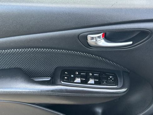 Used 2016 Dodge Dart SXT FWD image 11