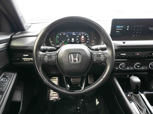 Used 2024 Honda Accord Sport image 21