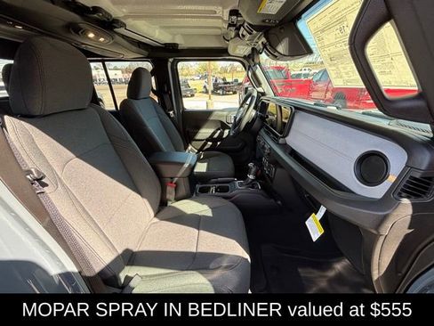 New 2026 Jeep Gladiator Sport AWD/4WD image 8