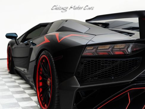 Used 2017 Lamborghini Aventador LP 750-4 Superveloce image 24
