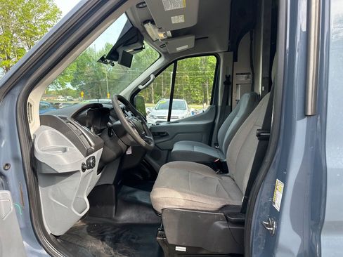 Used 2019 Ford Transit 250 148 High Roof Extended RWD image 11