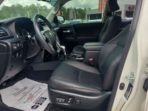 Certified 2021 Toyota 4Runner TRD Off-Road Premium w/ Moonroof Package AWD/4WD image 14