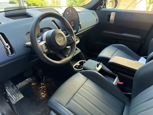 Certified 2025 MINI Cooper Countryman S AWD/4WD image 12