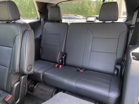 Used 2019 Chevrolet Traverse Premier w/ Redline Edition AWD/4WD image 27