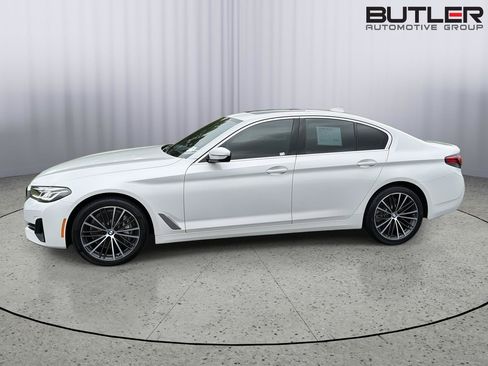 Used 2023 BMW 540i xDrive AWD/4WD image 3