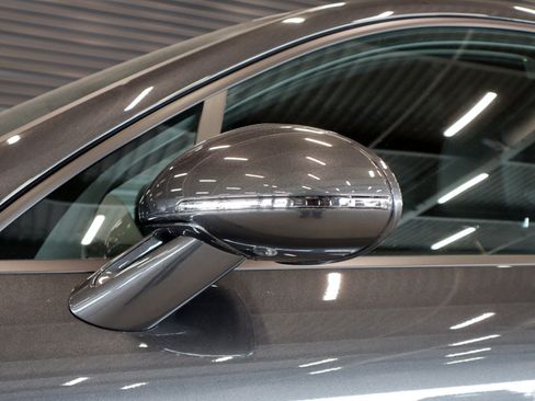 Certified 2026 Porsche Macan AWD/4WD image 29