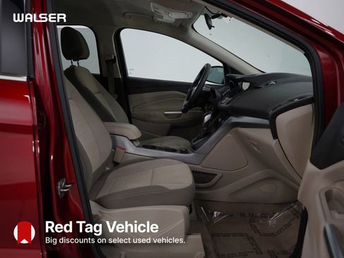 Used 2014 Ford Escape SE w/ Equipment Group 201A image 9