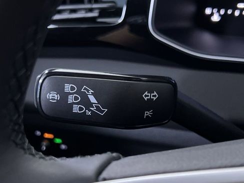 New 2025 Volkswagen Jetta SE image 29