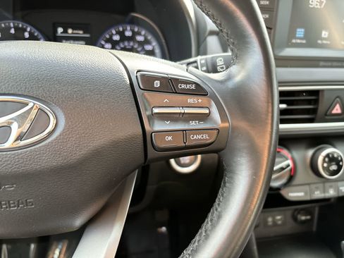 Used 2021 Hyundai Kona SEL image 12