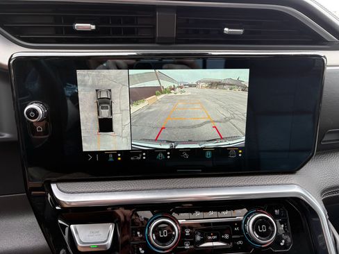 Used 2023 GMC Sierra 1500 Denali w/ Denali Reserve Package AWD/4WD image 29