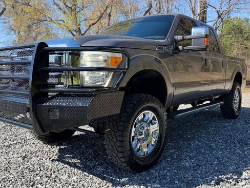 Used 2013 Ford F250 Lariat w/ Lariat Ultimate Pkg image 3