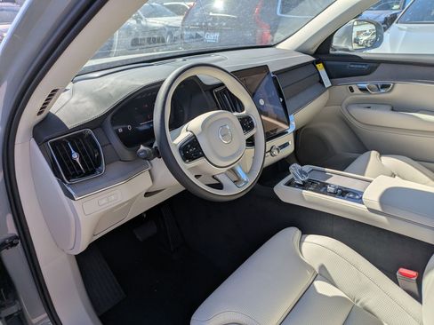 New 2026 Volvo XC90 T8 Ultra w/ Protection Package Premier AWD/4WD image 10