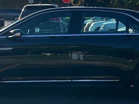 Used 2017 Lincoln Continental Select w/ Climate Package AWD/4WD image 7
