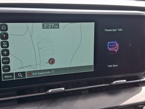Certified 2024 Kia Carnival SX FWD image 18