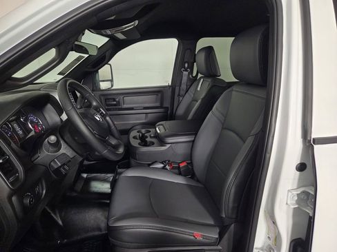 New 2026 RAM 3500 Tradesman w/ Chrome Appearance Group A AWD/4WD image 9