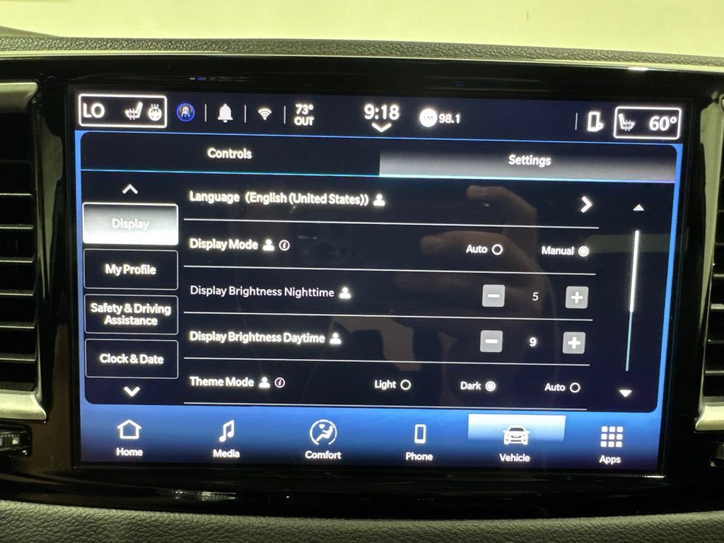 Used 2025 Chrysler Pacifica Select FWD image 28