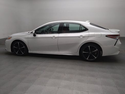 Used 2019 Toyota Camry XSE FWD image 3
