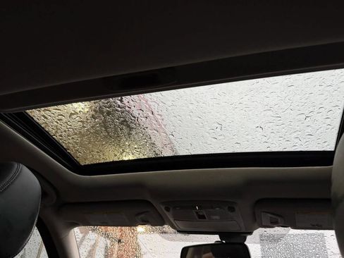 Used 2017 INFINITI Q50 Red Sport 400 image 23