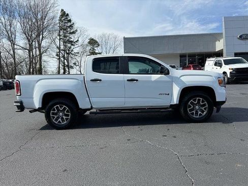 Used 2022 GMC Canyon AT4 w/ Trailering Package image 3