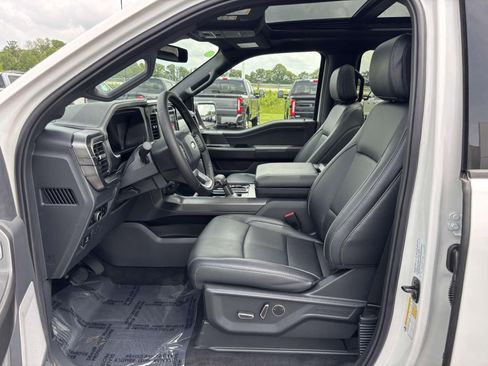 New 2025 Ford F150 Lariat w/ Equipment Group 502A High image 22