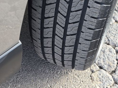 Used 2019 Subaru Outback 2.5i Premium image 14