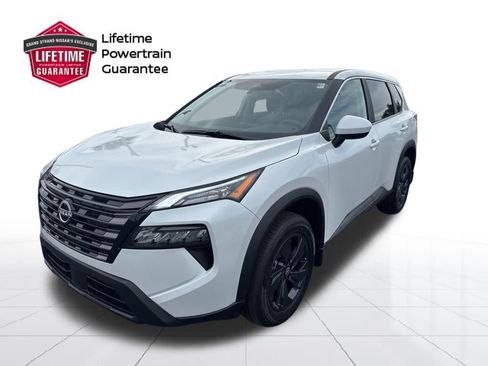 New 2026 Nissan Rogue SV FWD image 1