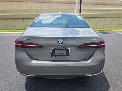 Used 2026 BMW 540i xDrive AWD/4WD image 3