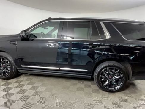Used 2023 GMC Yukon Denali w/ Denali Reserve Package AWD/4WD image 7