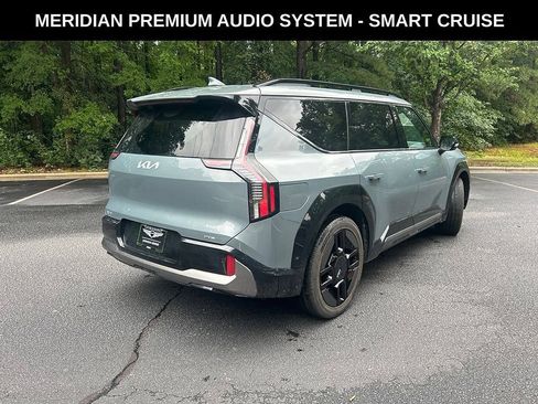 Used 2024 Kia EV9 GT-Line AWD/4WD image 4
