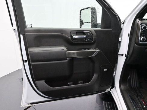 Used 2022 GMC Sierra 2500 AT4 w/ AT4 Preferred Package image 10