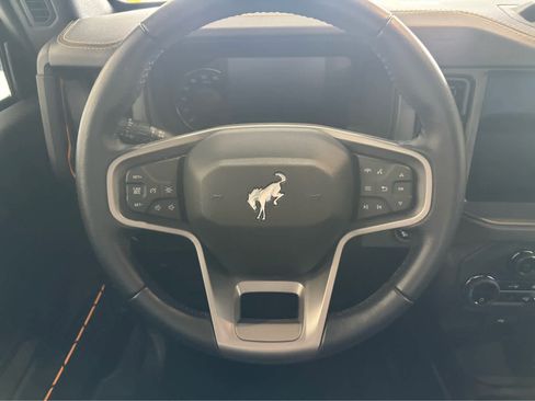 Used 2024 Ford Bronco Badlands AWD/4WD image 12