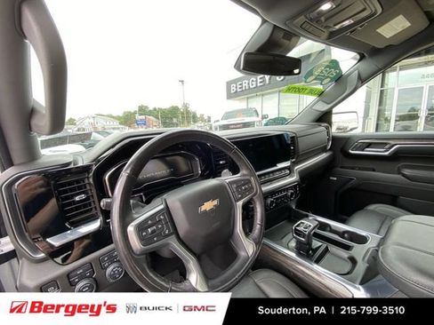 Certified 2023 Chevrolet Silverado 1500 LTZ AWD/4WD image 12