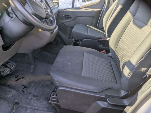 Used 2024 Ford Transit 250 Low Roof w/ Exterior Upgrade Package image 15