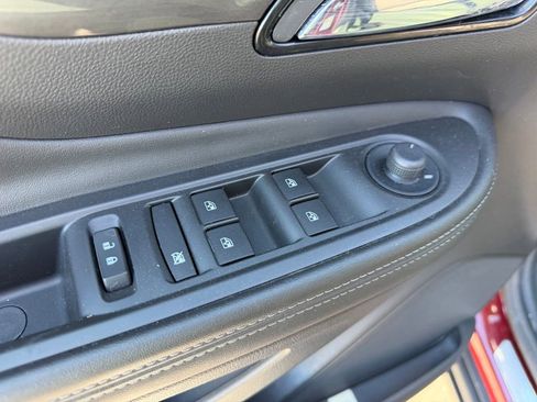 Used 2022 Buick Encore Preferred w/ Safety Package II AWD/4WD image 21